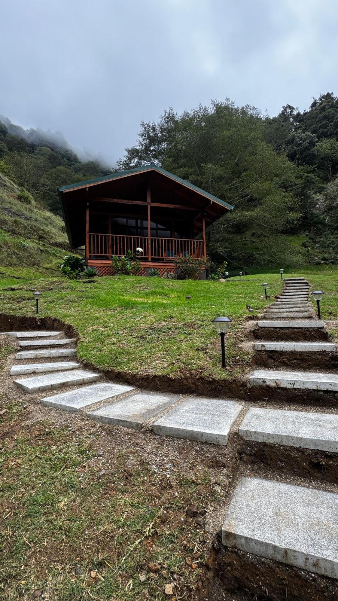 Entre Arboles Lodge San Gerardo de Dota Bagian luar foto